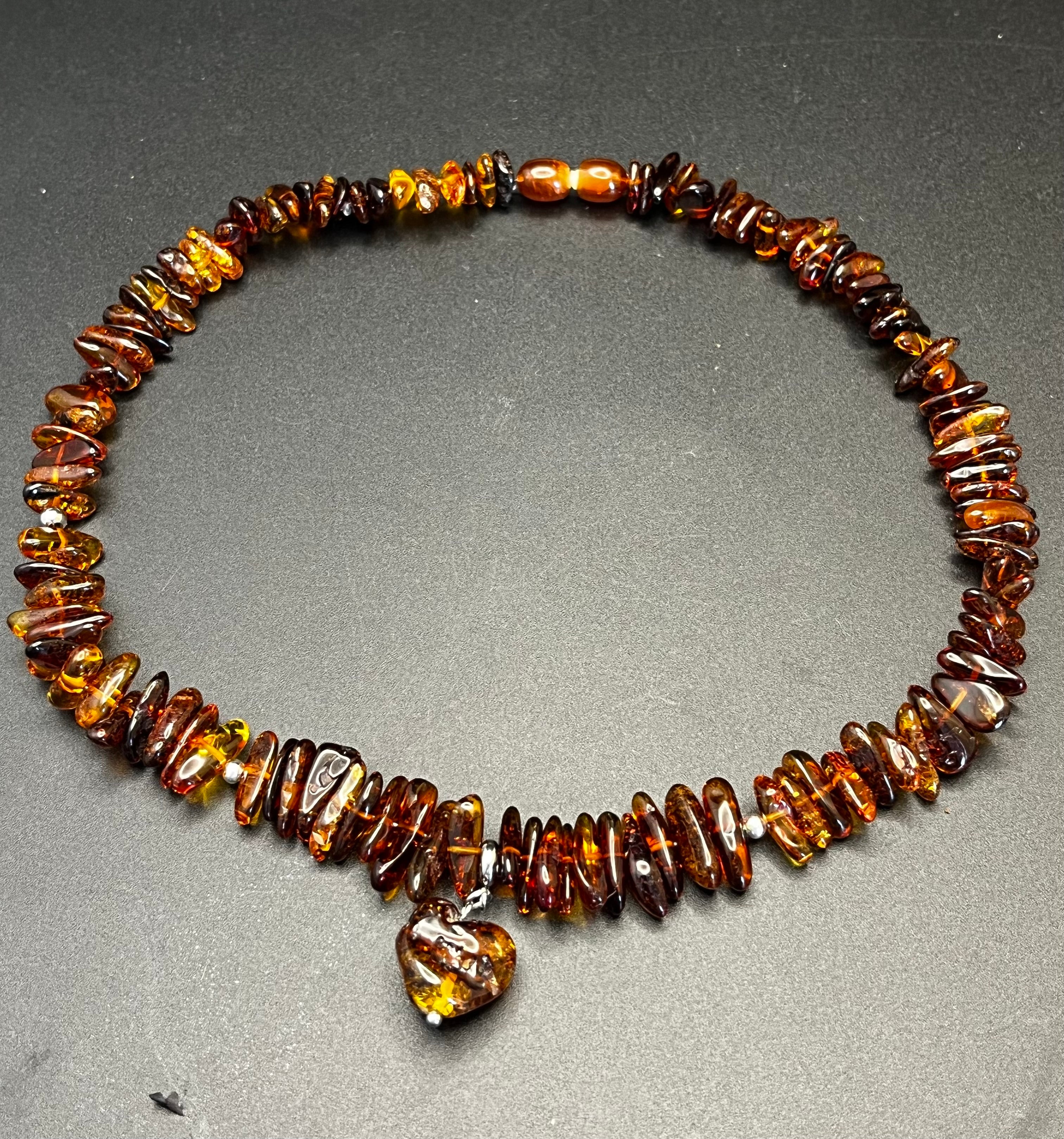 Handmade Genuine Baltic Amber Choker Necklace with Heart Pendant – Cognac Amber Beads (39 cm / 15.3")