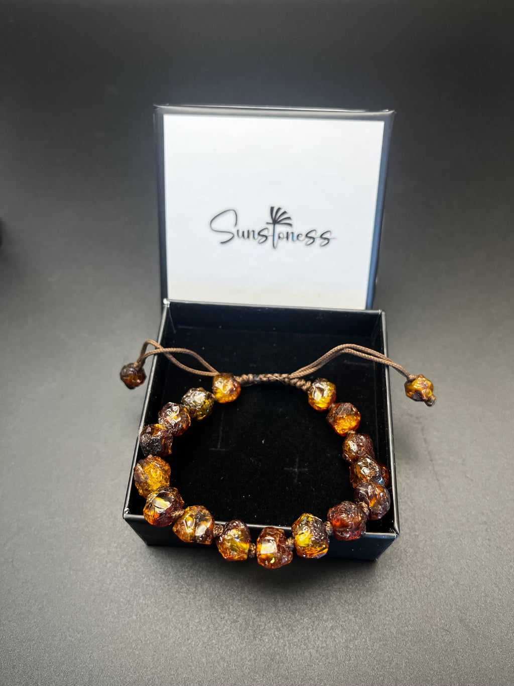 Handmade Baltic Amber Bead Bracelet – Adjustable Macrame Unisex Bracelet